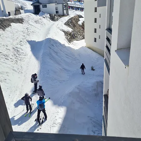 Apartment 6 Personnes In Out